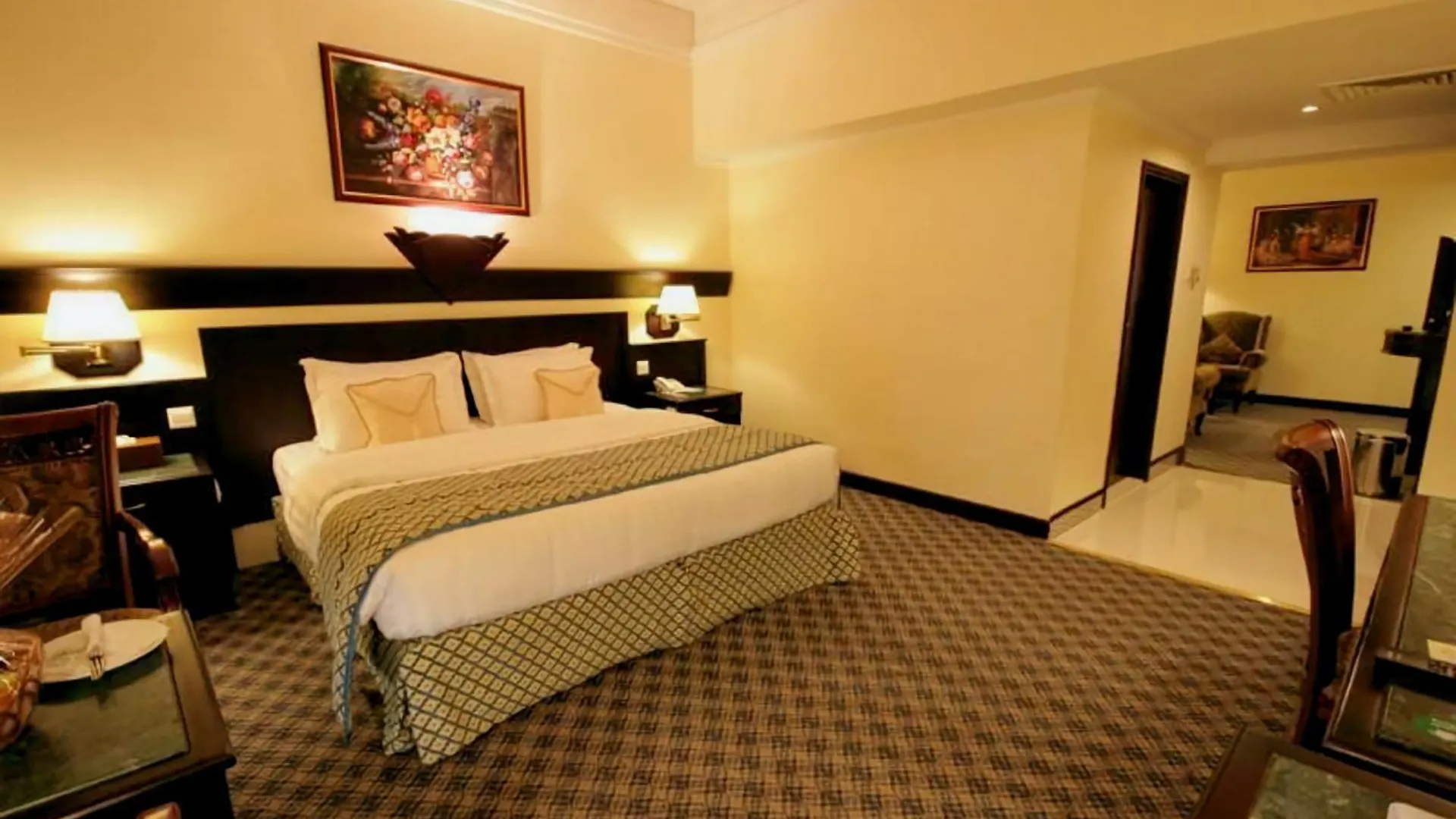 Claridge Hotel Dubai