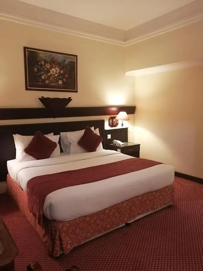Claridge Hotel Dubai 3*,