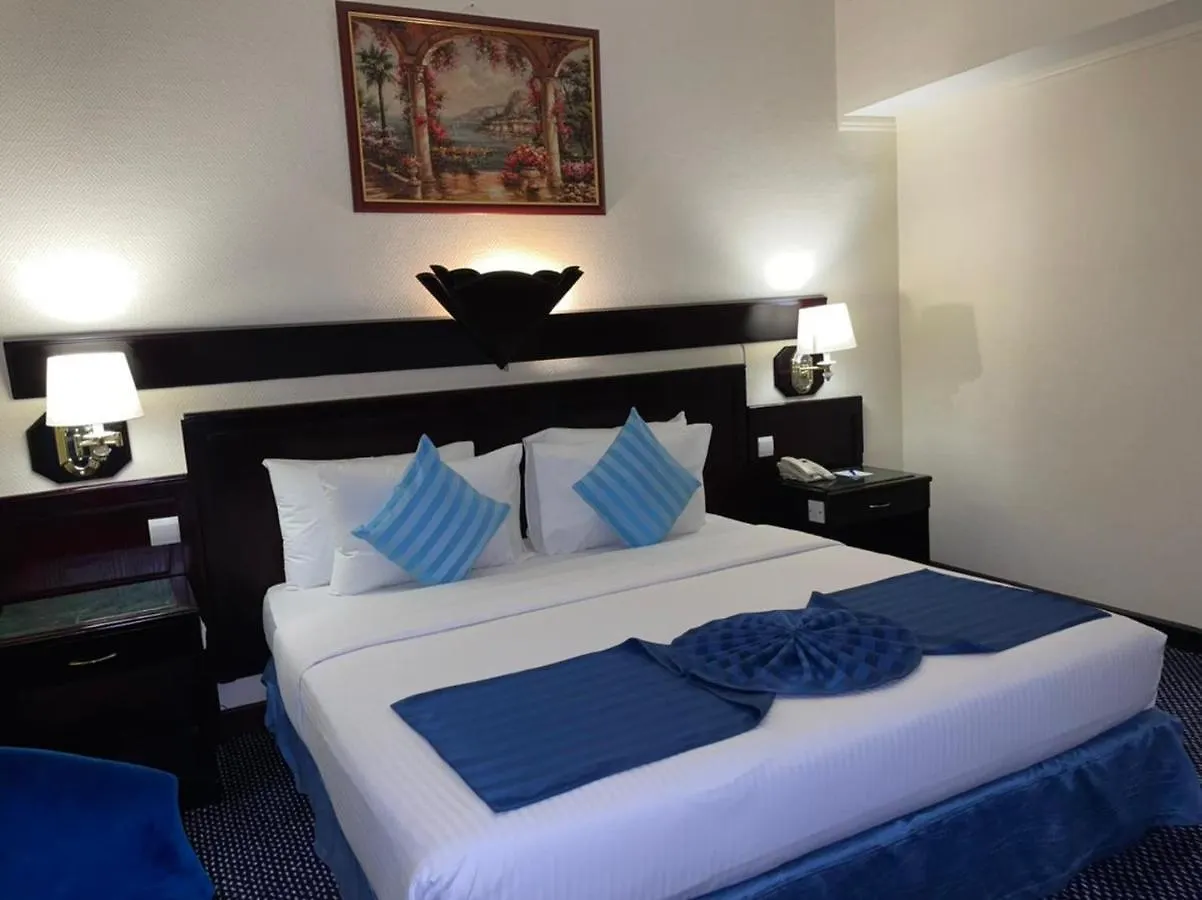 Claridge Hotel Dubai 3*,